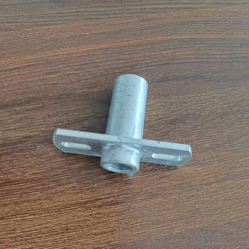 Schokabsorberende en slijtvaste bus
